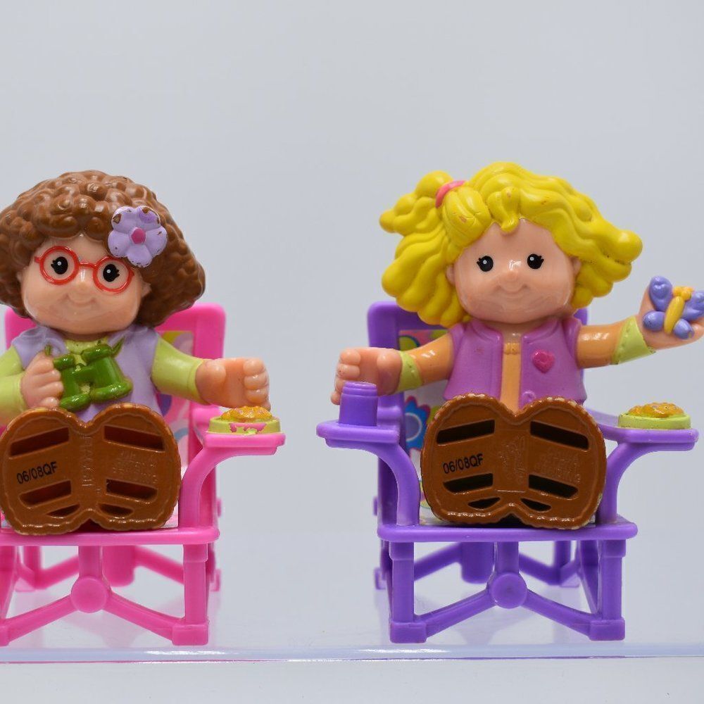 Fisher Price Little People Hiking Girl Maggie with Binoculars Camping and Lynn